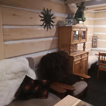 Cerna Ricka Δωμάτια σε οικογενειακή κατοικία *